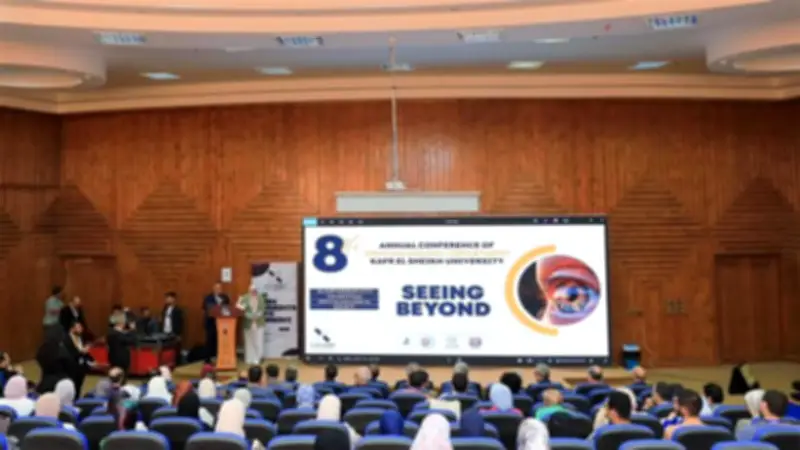 بمشاركة نخبة العلماء.. رئيس جامعة كفر الشيخ يفتتح المؤتمر الثامن لطب وجراحة العيون