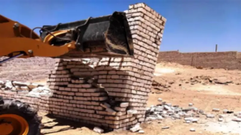 حملات مكثفة لإزالة التعديات على أراضي الدولة بأسوان