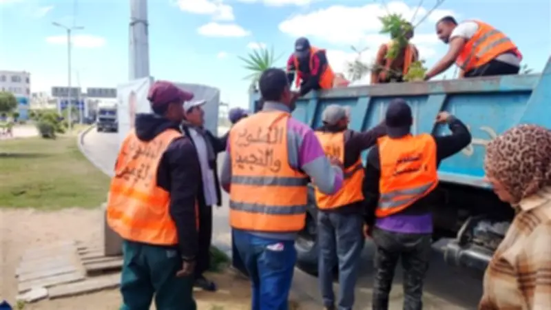 جهود مكثفة لتجميل مدخل القنطرة غرب بالإسماعيلية