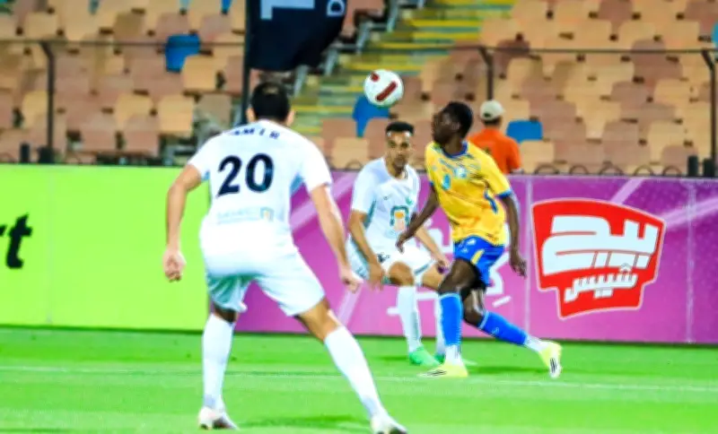 الإسماعيلي يتعادل سلبياً مع البنك الأهلي في الدوري