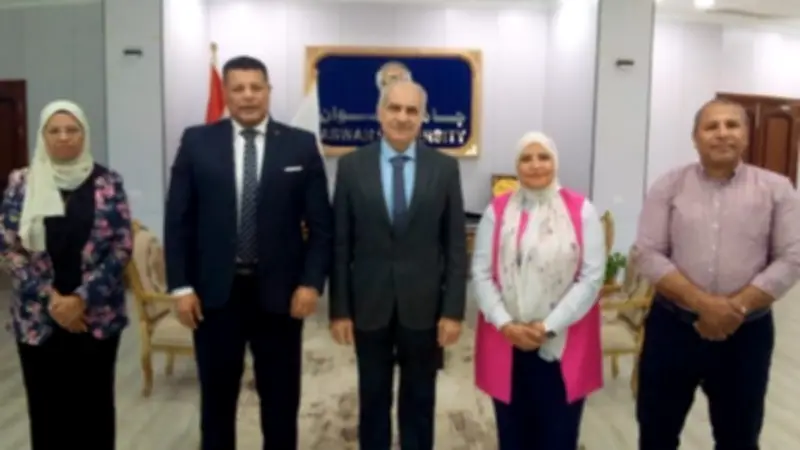 إزالة التعديات وحملات تموينية ومكافحة ناقلات الأمراض في أسوان
