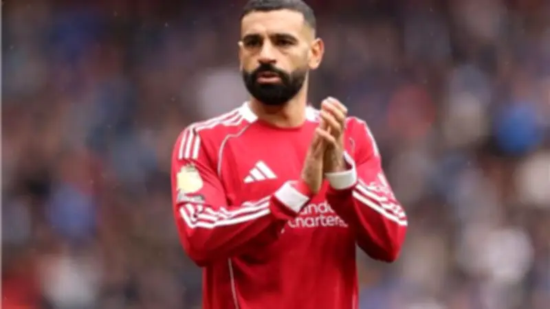 محمد صلاح يحافظ على مركزه ضمن أفضل أجنحة العالم رغم تراجع مستواه