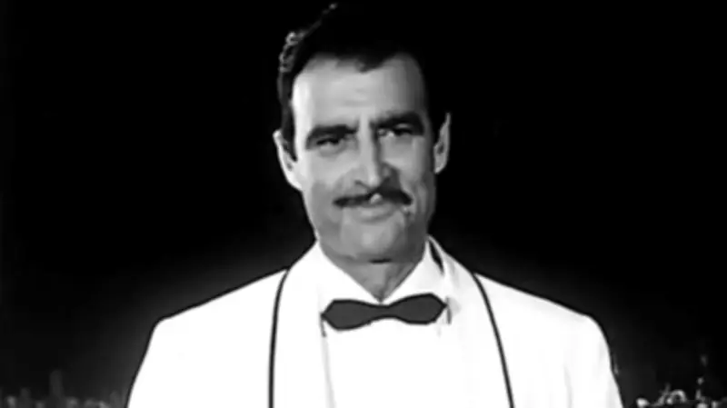 في ذكرى أحمد مظهر: محطات فنية وإنسانية في حياة برنس السينما
