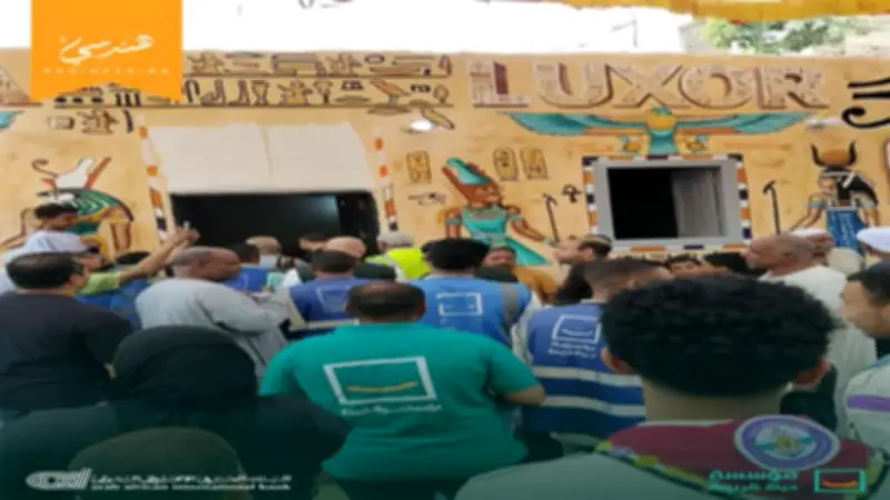 «حياة كريمة» تطور واجهات المنازل بمنطقة الحسن والحسين في إسنا