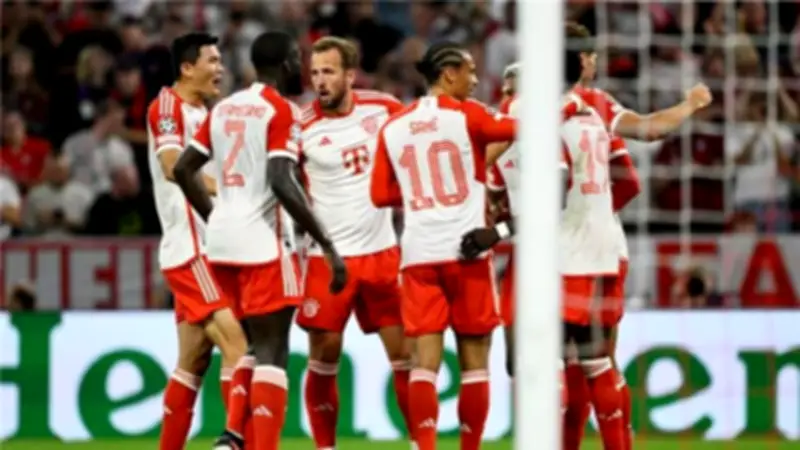 إصابة ألفونسو ديفيز تهدد مشاركته مع كندا في كأس العالم