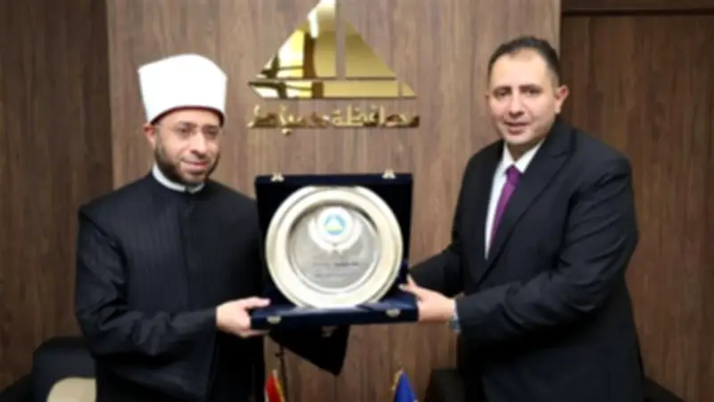 أخبار مصر اليوم: انتهاء الرحلات المجانية لمونوريل شرق النيل وزيارة ماكرون