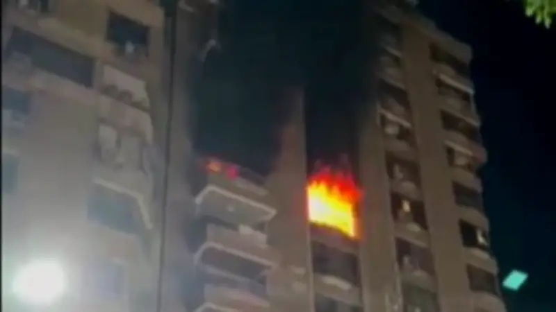 إصابة فرد حماية مدنية أثناء إخماد حريق شقة في الفيوم