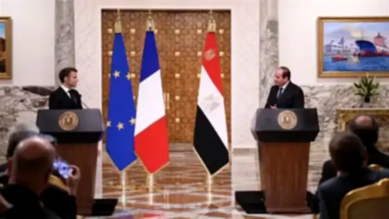 السيسي وماكرون يفتتحان صفحة جديدة لتعزيز العلاقات المصرية الفرنسية