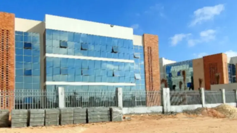 قبل افتتاحها اليوم.. كل ما تريد معرفته عن جامعة سنجور ببرج العرب