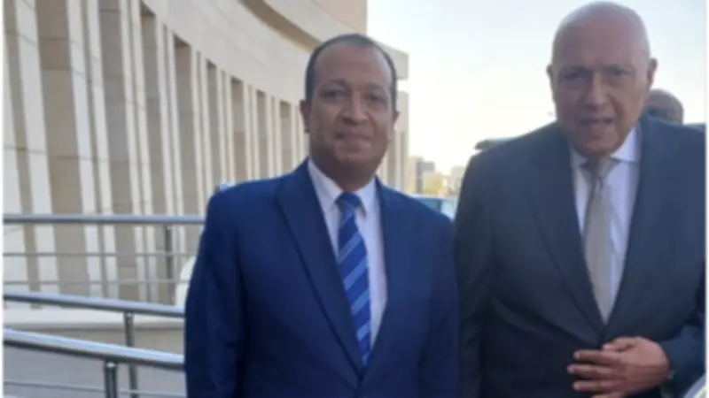 شكري: زيارة ماكرون لمصر ترسيخ للعلاقات الثنائية في مختلف المجالات