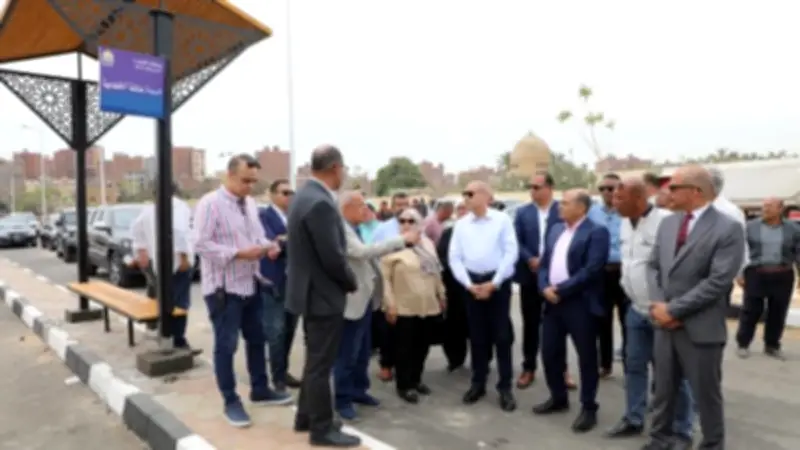 محافظ القاهرة يشهد نقل موقف السيدة عائشة إلى موقع جديد حضاري