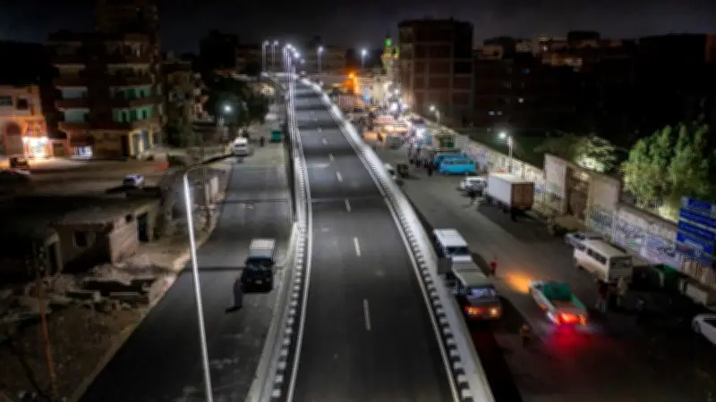 هبوط مفاجئ بكوبري حنيش اتجاه الإسكندرية يثير مخاوف المواطنين بمطروح