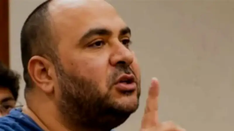 اعترافات قاضي متهم بقتل طليقته: فتحت محل حلواني لتوفير النفقة