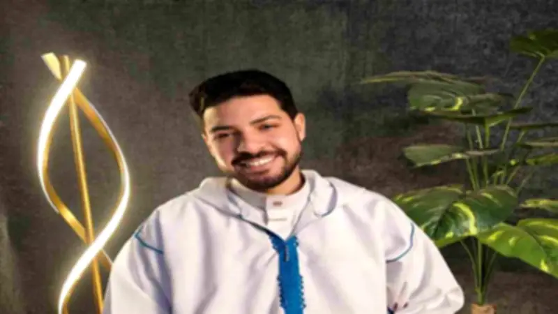 من المنوفية إلى العالمية.. شاب يحمل رسالة الإنشاد الديني
