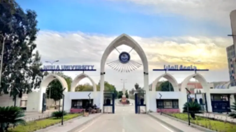 رئيس جامعة المنيا يعلن خطة شاملة لمكافحة الغش الإلكتروني في الامتحانات