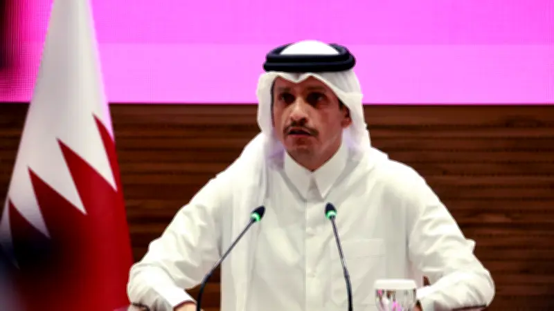 رئيس وزراء قطر ونظيره الباكستاني يبحثان جهود الوساطة لخفض التصعيد في المنطقة