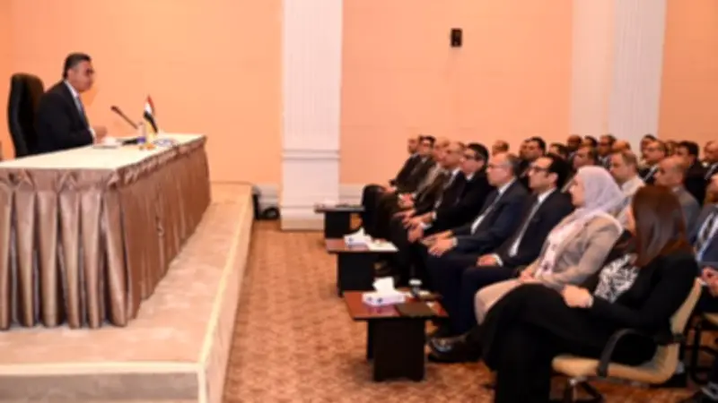 وزير التموين يشدد على الرقابة ويواجه الاحتكار ويطور الخدمات