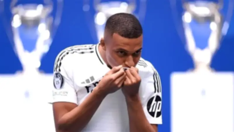مبابي يتصدر ترتيب هدافي الدوري الإسباني قبل كلاسيكو الأرض
