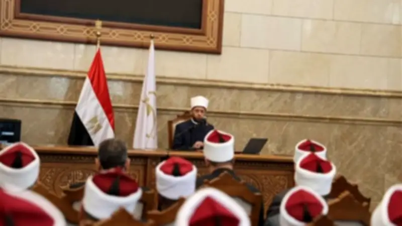 وزير الأوقاف يناقش مع مديري المديريات تطوير العمل الدعوي والإداري