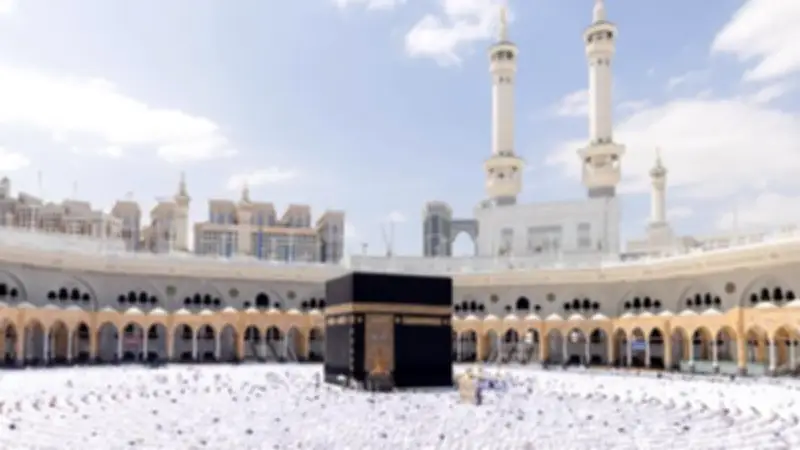 الإفتاء: الطواف بالأدوار العليا جائز وله نفس أجر الطواف بالصحن