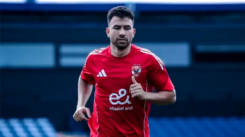 فرج عامر: تريزيجيه عنصر لا غنى عنه في الأهلي فنياً وقيادياً