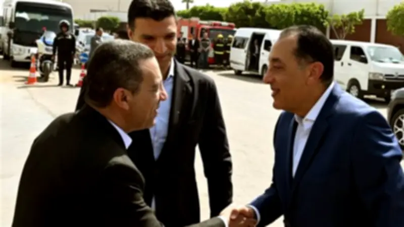 رئيس الوزراء يفتتح مصانع جديدة في السادات وأكتوبر لدعم الصناعة