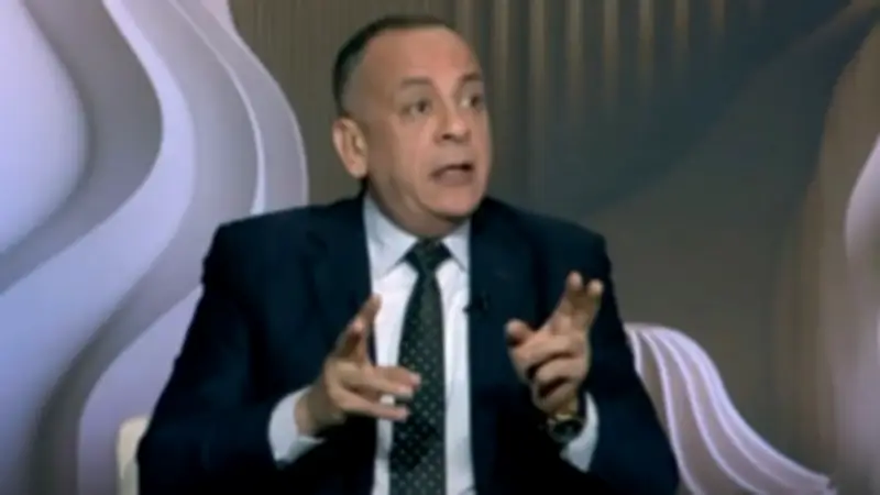 وزير السياحة يوافق على إجازة بدون أجر للدكتور مصطفى وزيري حتى بلوغ سن المعاش