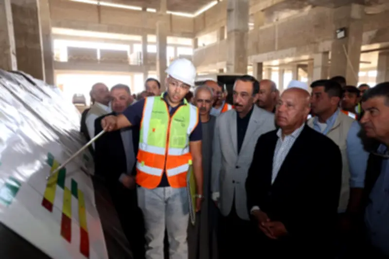 وزير النقل: الرئيس السيسي وجه بألا يضار أي مواطن من المشروعات القومية
