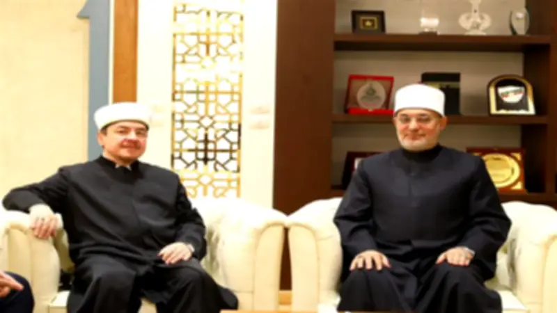 مفتي الجمهورية ومفتي بولندا يبحثان آليات مواجهة الفكر المتطرف