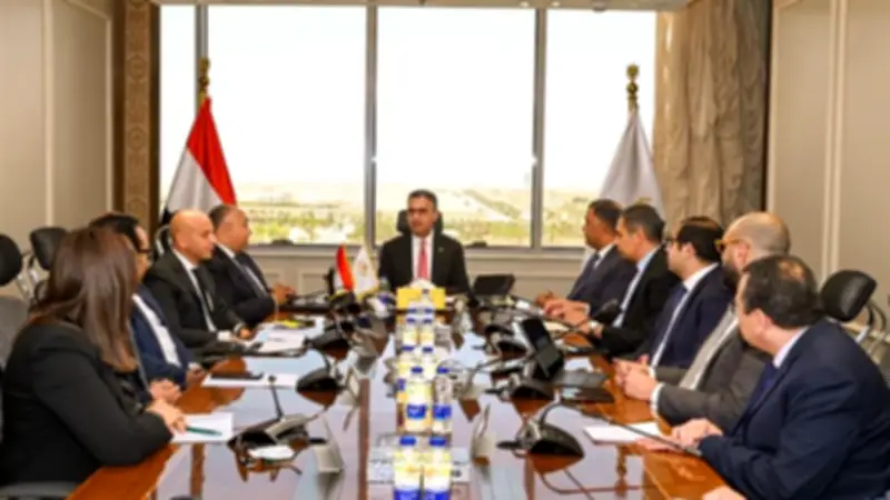 وزير التموين يتابع تطورات منظومة كارت الخدمات الحكومية الموحد