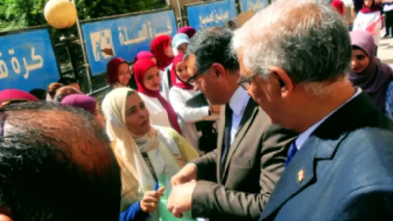 محافظ قنا يختتم معرض الأنشطة التربوية ويؤكد دعم المواهب الطلابية