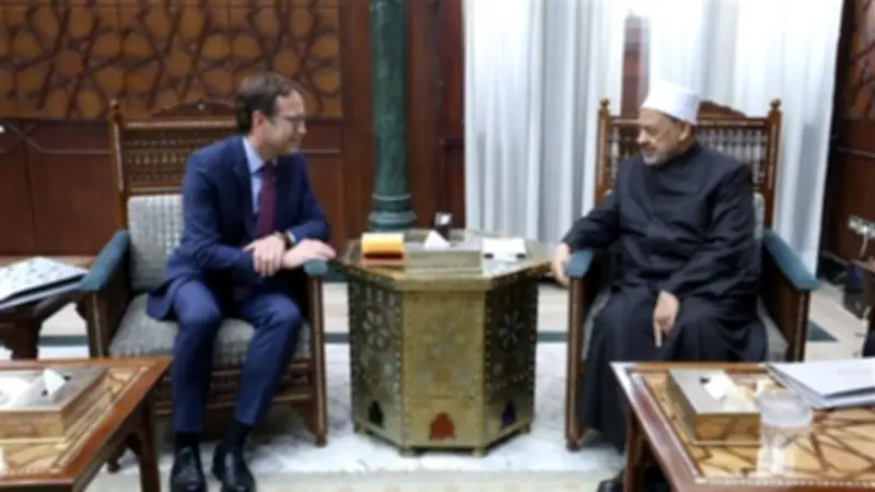 شيخ الأزهر يشيد بمواقف إسبانيا الشجاعة الرافضة للعدوان على غزة