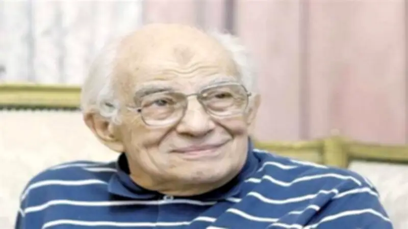 رشوان توفيق يكشف تطورات حالته الصحية بعد شائعة مرضه