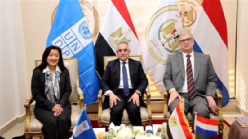 وزير العدل يفتتح أول مكتب مساعدة قانونية أسرية للأجانب في مصر