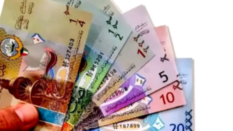 ارتفاع قياسي للدينار الكويتي أمام الجنيه المصري اليوم الاثنين