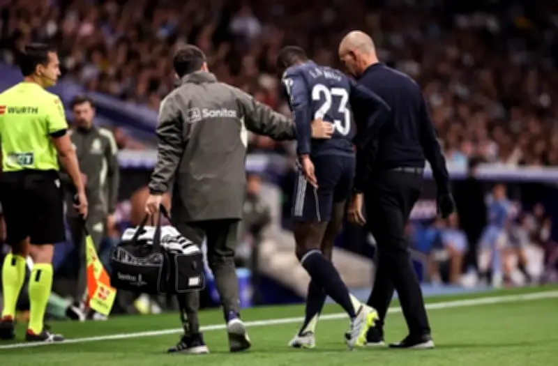 ريال مدريد يعلن نجاح جراحة ميندي في ساقه اليمنى