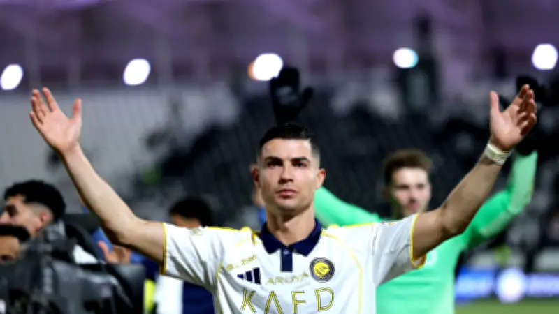 رونالدو يتوعد الهلال: لنجعلها ليلة حاسمة في ديربي النصر