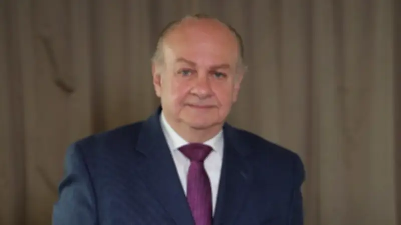 مساعد وزير الخارجية الأسبق: مضيق هرمز قد يفجر الاقتصاد العالمي في أي لحظة