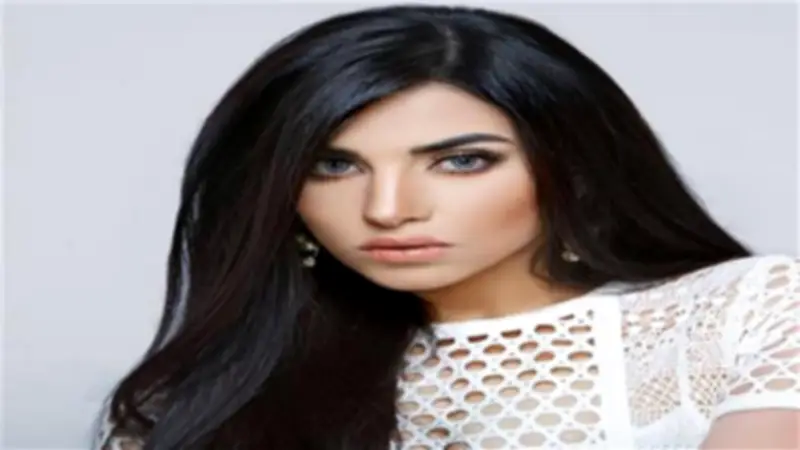 مروة نصر تطلب الدعاء لوالدتها بعد تعرضها لأزمة صحية جديدة