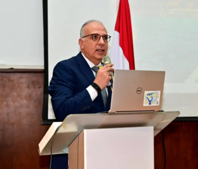 وزير الري يوجه أجهزة الميكانيكا بتنفيذ برنامج الصيانة الدورية للمحطات