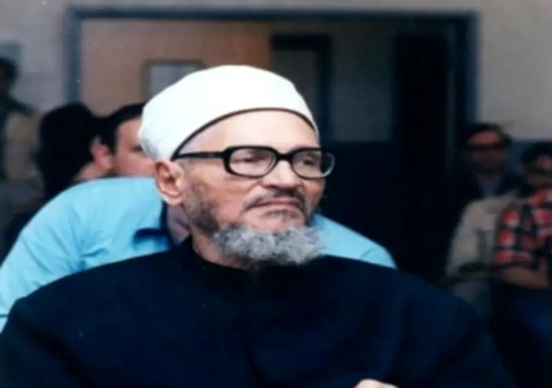 بين الأزهر وفلسفة السوربون: المحطات العلمية في حياة الدكتور عبد الحليم محمود