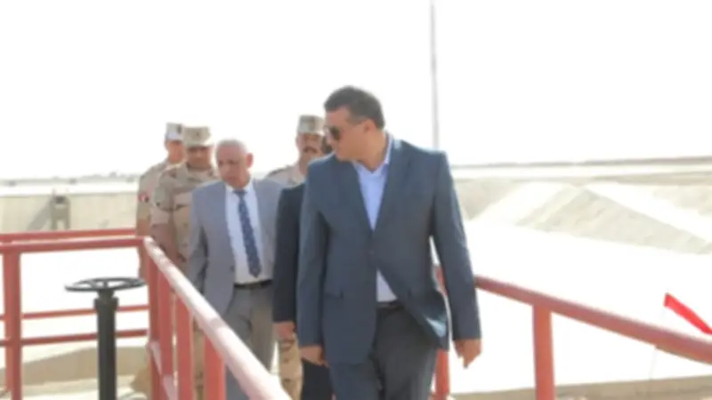 محافظ قنا يتفقد مشروعات الصرف الصحي بأبوتشت ضمن حياة كريمة