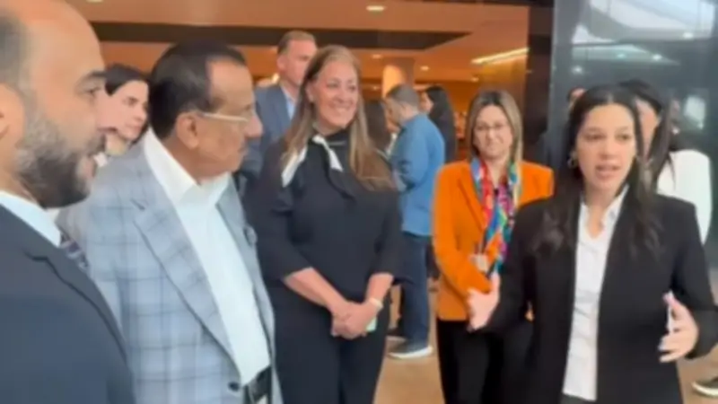 خلف الحبتور يشيد بمكتبة الإسكندرية: صرح ثقافي يفخر به العرب