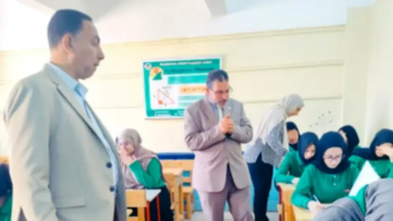 وكيل تعليم الدقهلية يتفقد مدارس السنبلاوين لمتابعة امتحانات نهاية العام