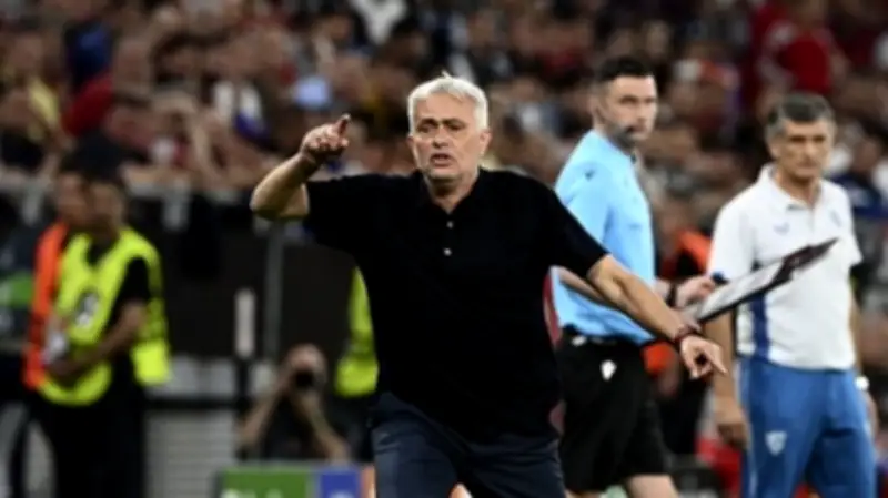 مورينيو يقترب من العودة لريال مدريد.. إنقاذ أم مغامرة أخيرة؟