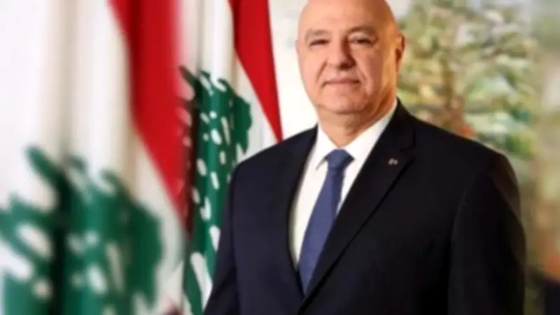 عون: استهداف العاملين الإنسانيين انتهاك صارخ للقوانين الدولية