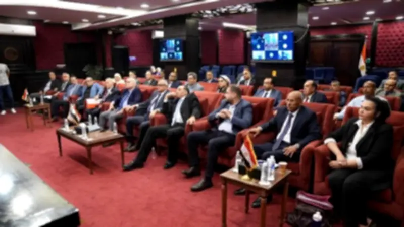 أمانة الطاقة بـ"مستقبل وطن" تستعرض خطتها لدعم التحول للطاقة المتجددة