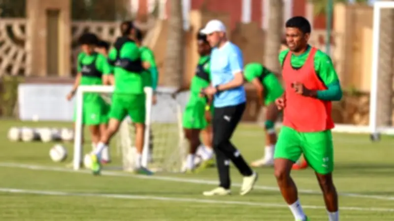 عماد النحاس يرفع الحمل البدني في المصري قبل مواجهة الأهلي