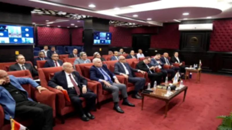 أمانة الطاقة بـمستقبل وطن تستعرض خطتها لدعم التحول للطاقة النظيفة