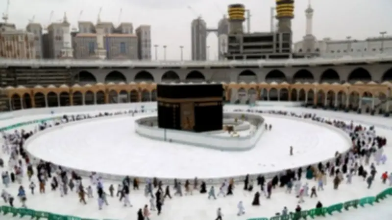 حكم الحج عن شخص والعمرة عن آخر في حج القران.. الإفتاء تجيب